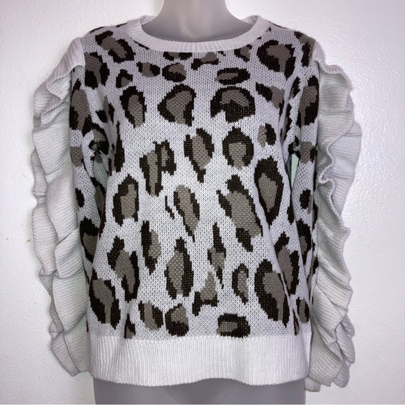 Chaser white leopard print sweater with ruffle sleeves - Picture 7 of 7